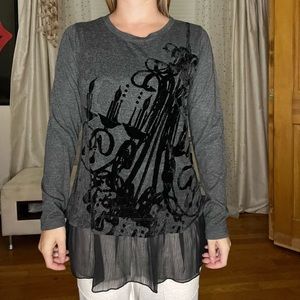 Grey ling shirt with chandelier graphic